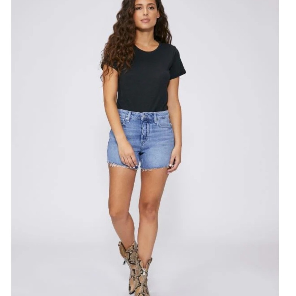 Paige Noella denim jean shorts women’s size 27